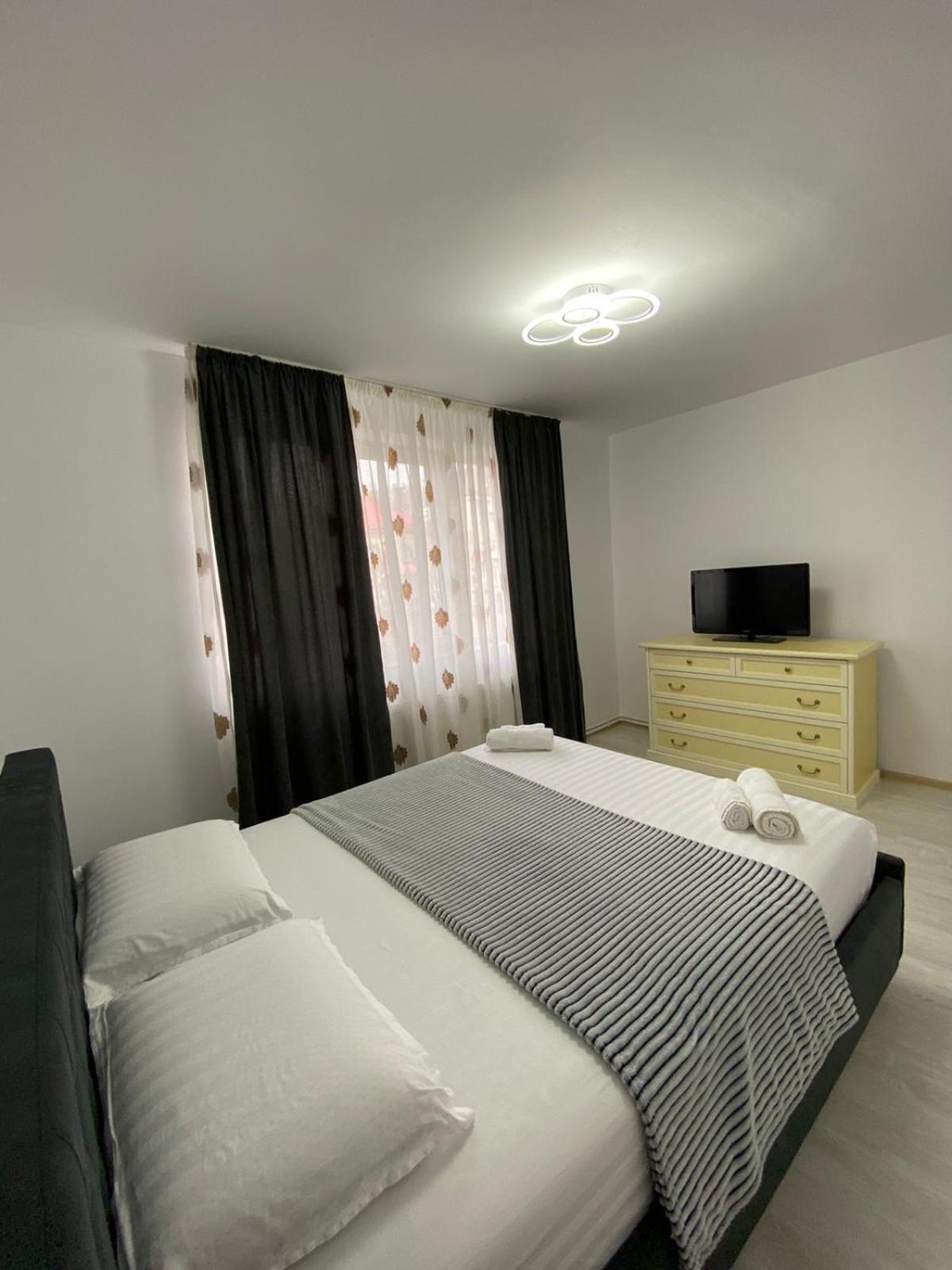 Sorinaapartament Târgu Neamţ Dış mekan fotoğraf